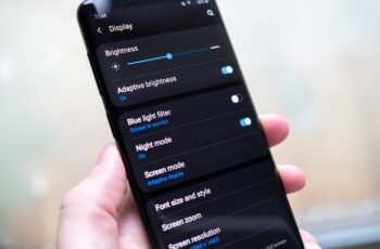 How to Enable Dark Mode on Samsung Galaxy Phones How to Enable Dark Mode on Samsung Galaxy Phones